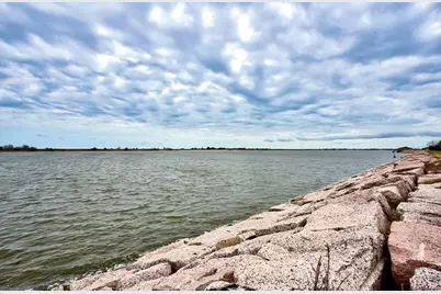 4600 Lakeshore Drive, Port Arthur, TX 77642 - Photo 37