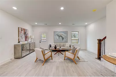 2015 B Brackenridge Street, Houston, TX 77026 - Photo 3