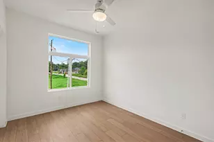3225 Dennis St, Houston, TX 77004 - Photo 11
