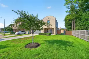 2129 Solstice Blvd, Spring, TX 77386 - Photo 3