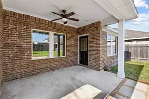 2218 Levant Ln, Baytown, TX 77523 - Photo 31