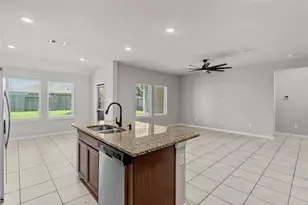 2218 Levant Ln, Baytown, TX 77523 - Photo 13