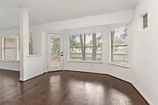 99 S Wynnoak Cir, The Woodlands, TX 77382 - Photo 11