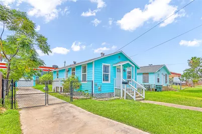 5919 Avenue R, Galveston, TX 77551 - Photo 1