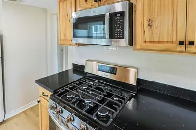 5919 Avenue R, Galveston, TX 77551 - Photo 11