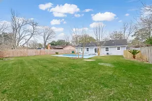 5330 Hialeah Dr, Houston, TX 77092 - Photo 29