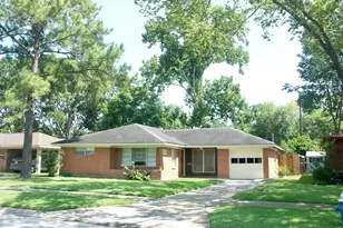 6131 Indigo St, Houston, TX 77074 - Photo 1