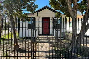 3903 Broyles St, Houston, TX 77026 - Photo 1