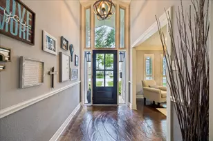 10714 Sugar Hill Dr, Houston, TX 77042 - Photo 3