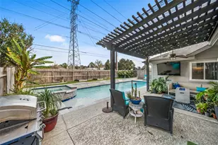 10814 Desert Springs Cir, Houston, TX 77095 - Photo 23