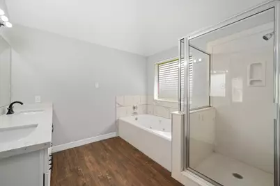 10806 Sutter Ranch Circle, Houston, TX 77064 - Photo 15