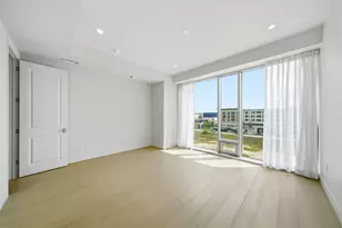 2047 Westcreek Ln, Houston, TX 77027 - Photo 9