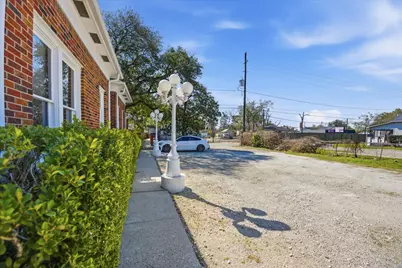 717 E 1st Street #1, Humble, TX 77338 - Photo 5