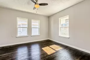 519 W Clay St, Houston, TX 77019 - Photo 19