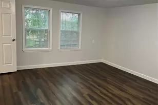 700 11th St N, Texas City, TX 77590 - Photo 5