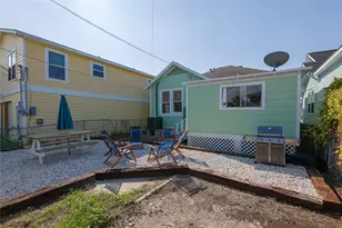 2912 Avenue R, Galveston, TX 77550 - Photo 31