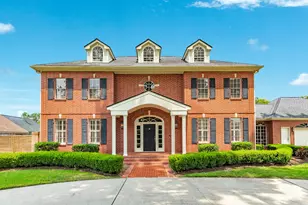 133 Dewberry Dr, Lake Jackson, TX 77566 - Photo 1