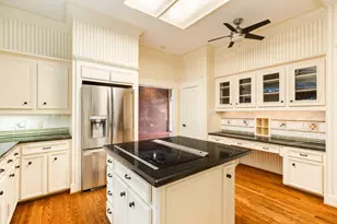 133 Dewberry Dr, Lake Jackson, TX 77566 - Photo 21