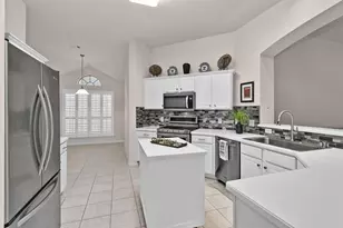 3510 Harbor Pass Ln, Friendswood, TX 77546 - Photo 7