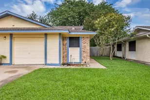 1447 Silverpines Rd, Houston, TX 77062 - Photo 3