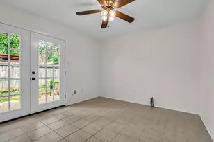 1447 Silverpines Rd, Houston, TX 77062 - Photo 15