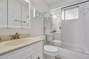1447 Silverpines Rd, Houston, TX 77062 - Photo 11