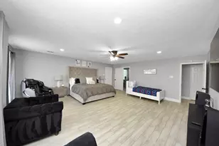 6923 Crystal Point Dr, Katy, TX 77449 - Photo 17