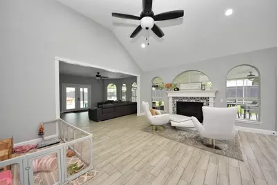 6923 Crystal Point Drive, Katy, TX 77449 - Photo 17