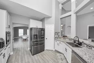 6923 Crystal Point Dr, Katy, TX 77449 - Photo 23