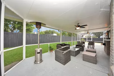 6923 Crystal Point Drive, Katy, TX 77449 - Photo 33