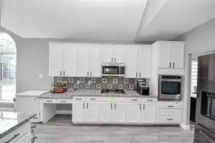 6923 Crystal Point Dr, Katy, TX 77449 - Photo 27