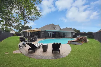 6923 Crystal Point Drive, Katy, TX 77449 - Photo 3