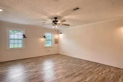 7804 Fm 834 E, Hull, TX 77564 - Photo 13