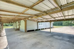 7804 Fm 834 E, Hull, TX 77564 - Photo 37