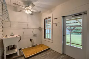7804 Fm 834 E, Hull, TX 77564 - Photo 35