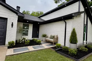 3742 Royal Manor Dr, Houston, TX 77082 - Photo 3