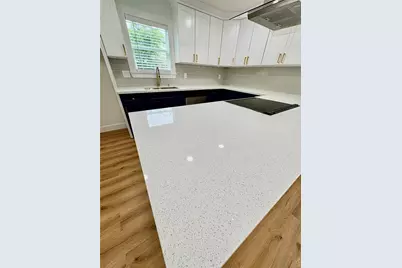 3742 Royal Manor Drive, Houston, TX 77082 - Photo 9
