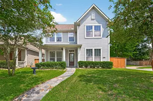 30 Whetstone Ridge Way, The Woodlands, TX 77382 - Photo 1