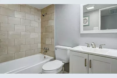 17302 S Yorkglen Drive, Houston, TX 77084 - Photo 7