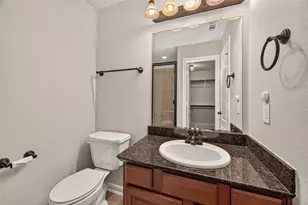 1341 Studer St, Houston, TX 77007 - Photo 21