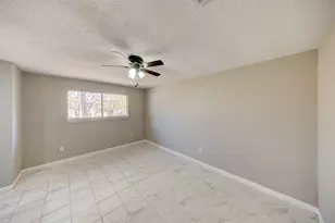 361 Dawn Hill Dr, Friendswood, TX 77546 - Photo 17