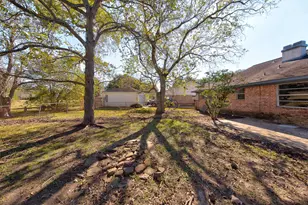 361 Dawn Hill Dr, Friendswood, TX 77546 - Photo 31