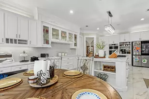 11 Mary's Creek Ln, Friendswood, TX 77546 - Photo 13