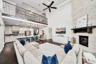 12119 Sandstone Cir, Mont Belvieu, TX 77535 - Photo 11