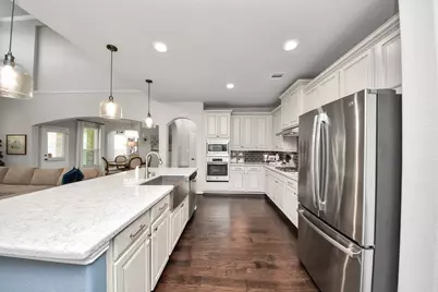 12119 Sandstone Circle, Mont Belvieu, TX 77535 - Photo 5