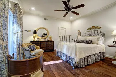 4053 Breakwood Drive, Houston, TX 77025 - Photo 21