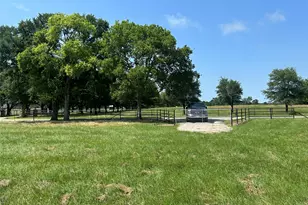 38645 Wiggins Rd, Hempstead, TX 77445 - Photo 1
