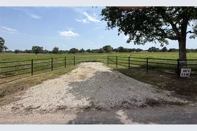38645 Wiggins Road, Hempstead, TX 77445 - Photo 17