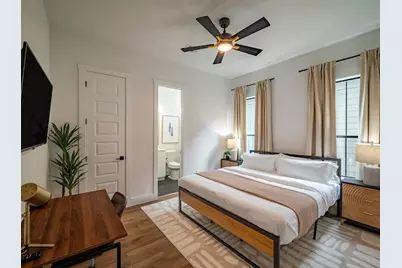 1305 E 27th St Street #B, Houston, TX 77009 - Photo 13