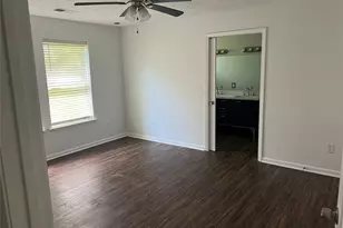 1037 Yupon St, La Marque, TX 77568 - Photo 5